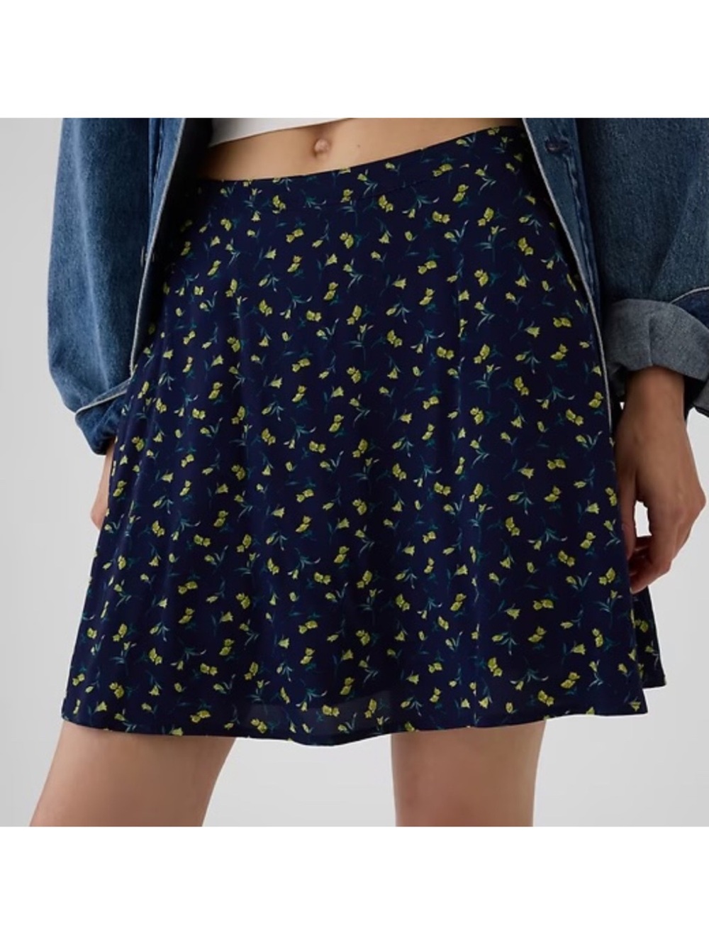 Gap Crepe Navy Floral Mini Skirt Large - Picture 2 of 13